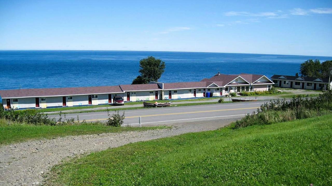 Motel Du Cap St-Yvon Cloridorme Exterior photo